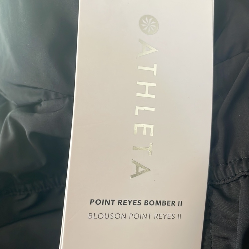 NWT Athleta Point Reyes Bomber Black Medium - Picture 8 of 10